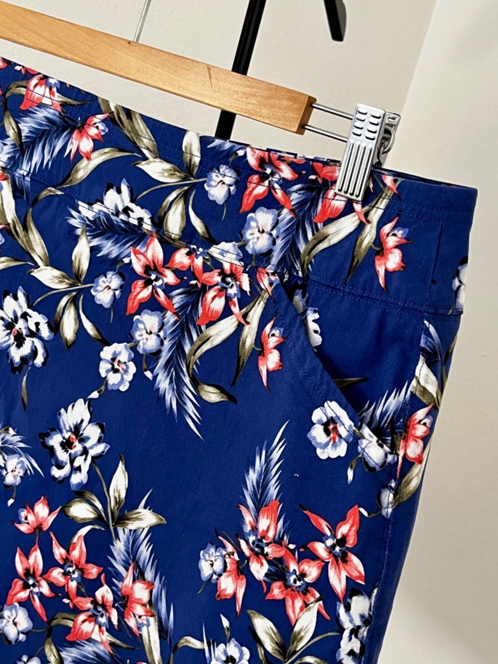 🌺 Mario Serrani Italy Floral Liesure Skort | Coastal Country Club Chic | Golf - Picture 5 of 9